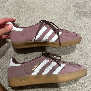 Adidas Gazelle Women's Sneakers - Mauve and White